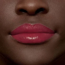 Colour Riche Satin Lipstick for Luxurious Hydration and Color