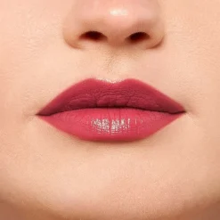 Colour Riche Satin Lipstick for Luxurious Hydration and Color