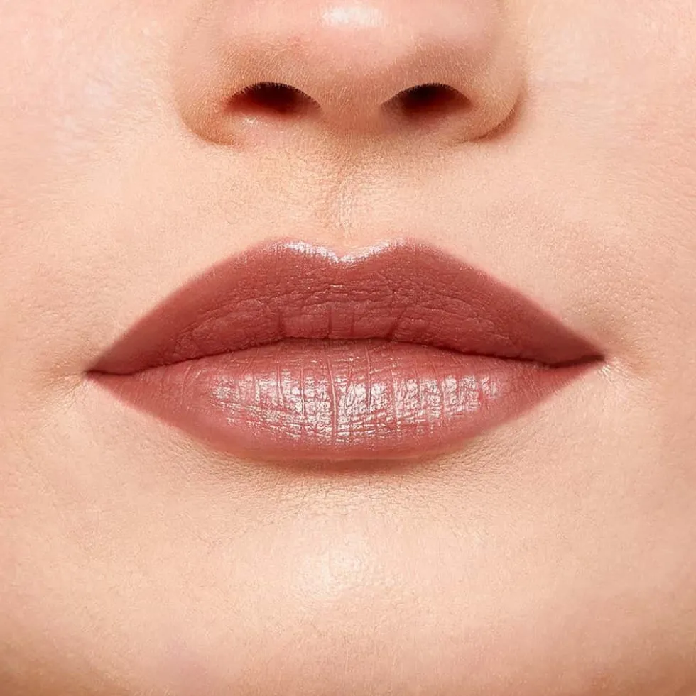 Colour Riche Satin Lipstick for Luxurious Hydration and Color