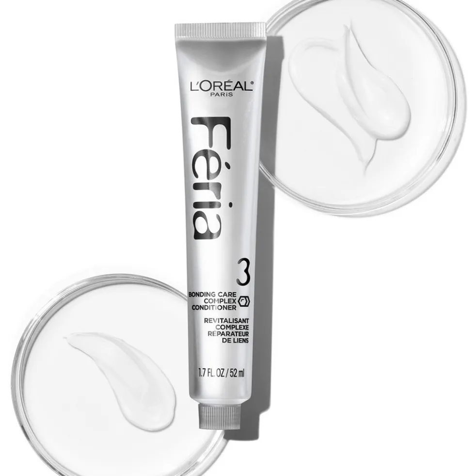 Multi-Faceted Shimmering Permanent Hair Color with Deep Conditioning